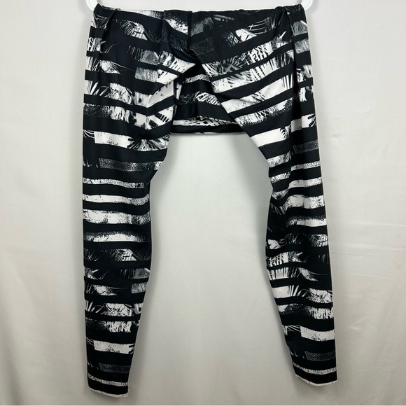 Lululemon Wunder Under Pant Full-On Luon (Roll Down) - Picture 9 of 11